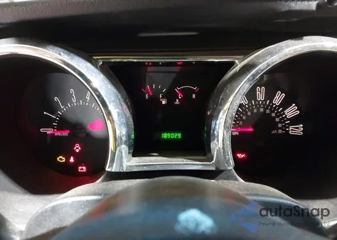 2005 Ford Mustang V6 Deluxe/V6 Premium from USA, damaged, VIN 1ZVFT80N455202150